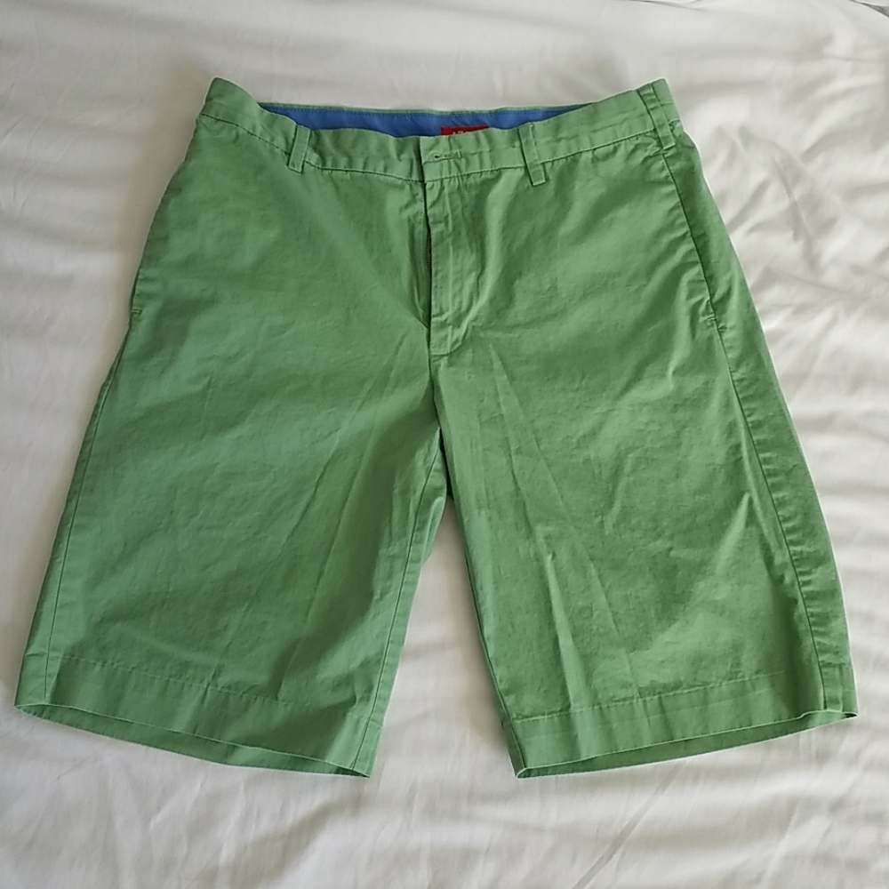 Izod mens shorts